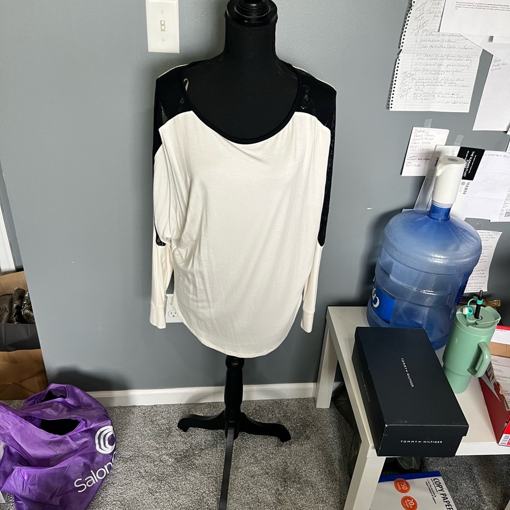 Bisou Bisou Black and Cream Long Sleeve Top